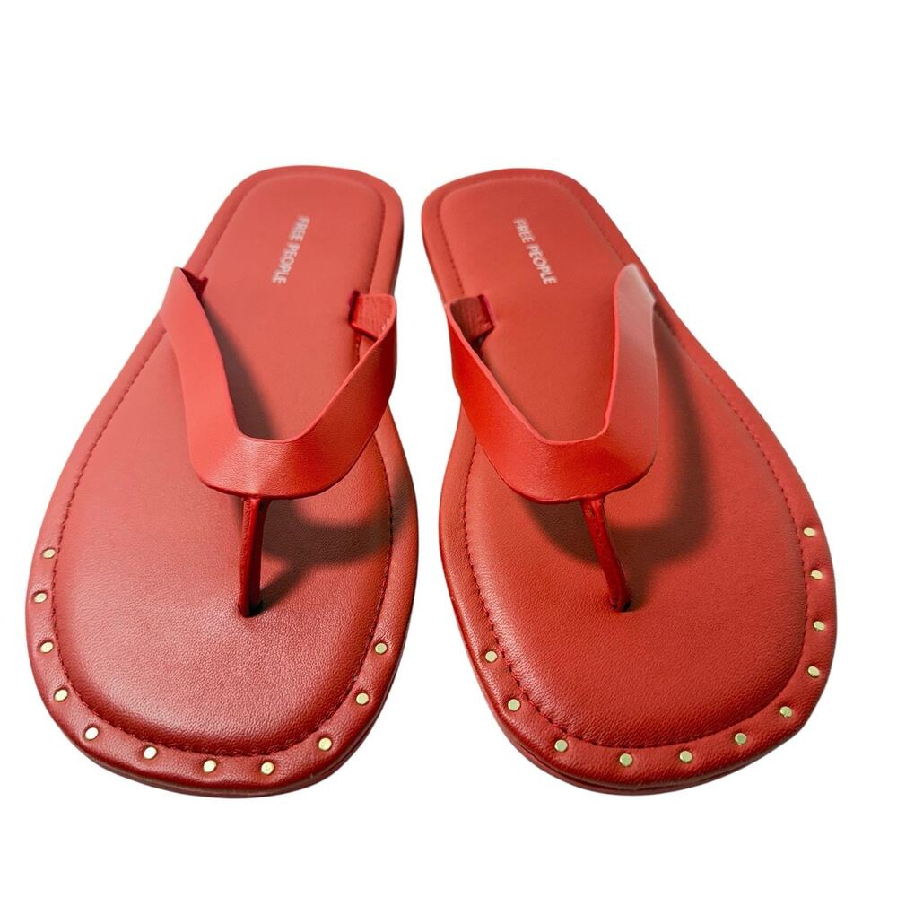 Free People Women's Red Sona Thong Sandal Flip Flop Flat Studded SZ/7 - Picture 2 of 10